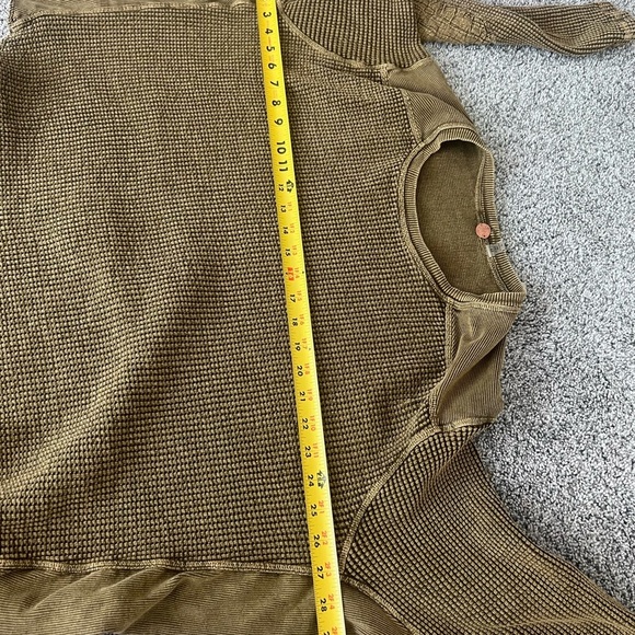 Free People FP One Waffle Knot Top Sweater Olive Green Brown Women’s Size S/P - Picture 6 of 9